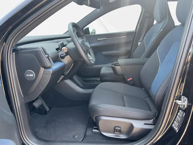 Volvo EX30 E60 Twin Ultra Performance AWD