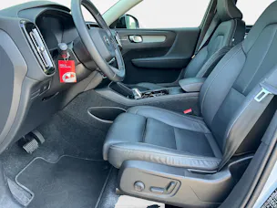 Volvo XC40 2.0 B4 MH Plus Dark