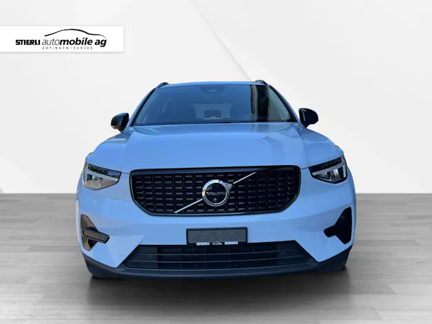 Volvo XC40 2.0 B4 MH Plus Dark