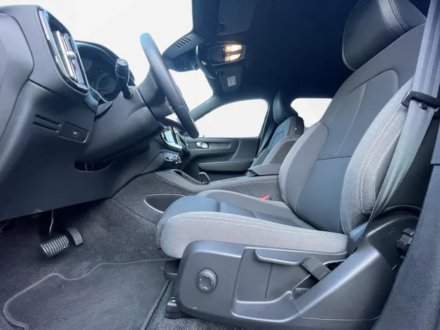 Volvo EX40 Twin Plus AWD