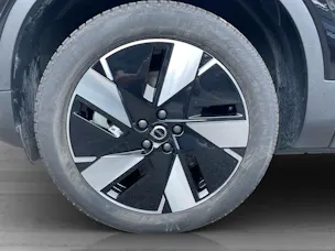 Volvo EX40 Twin Plus AWD