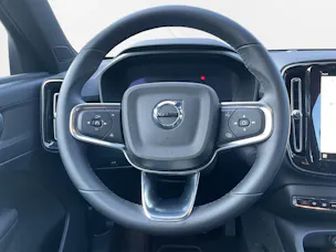 Volvo EX40 Twin Plus AWD