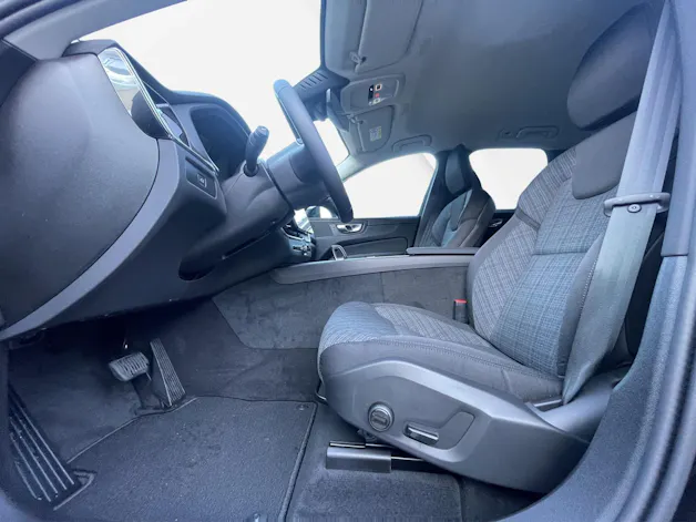 Volvo XC60 2.0 B5 MH Core AWD