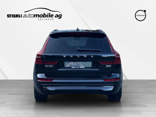 Volvo XC60 2.0 B5 MH Core AWD