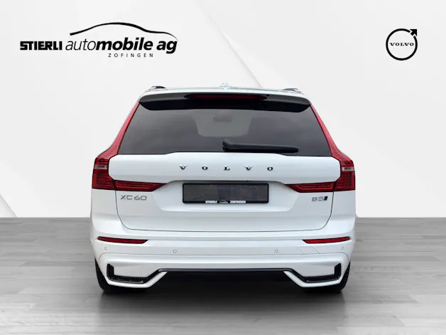 Volvo XC60 2.0 B5 MH Plus Dark AWD