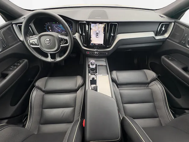 Volvo XC60 2.0 B5 MH Plus Dark AWD
