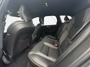 Volvo XC60 2.0 B5 MH Plus Dark AWD