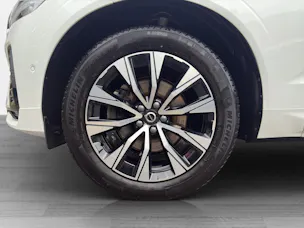 Volvo XC60 2.0 B5 MH Plus Dark AWD