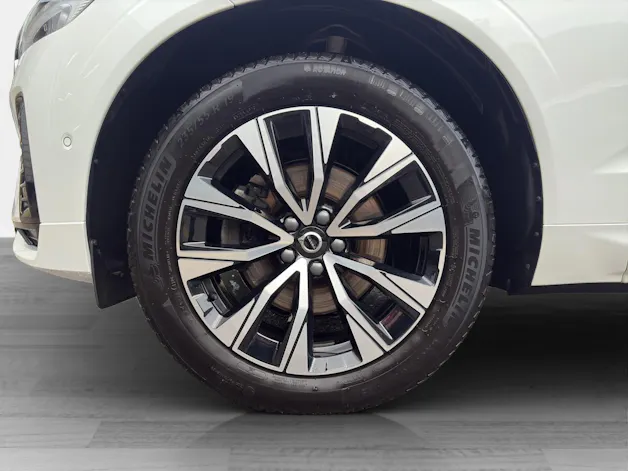 Volvo XC60 2.0 B5 MH Plus Dark AWD
