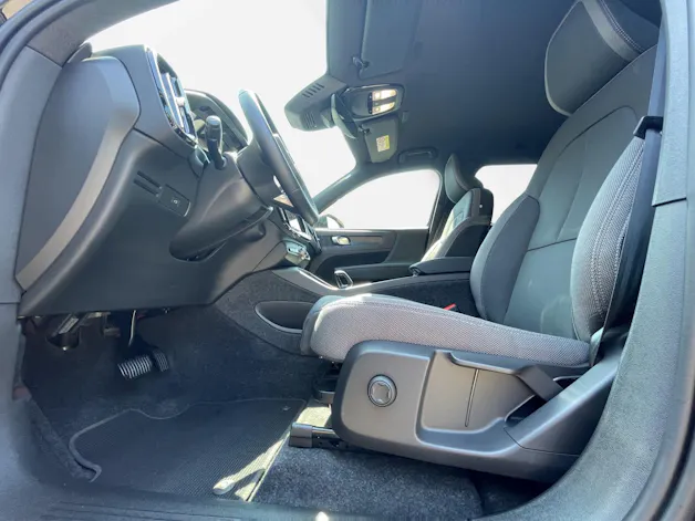 Volvo EX40 Twin Plus AWD