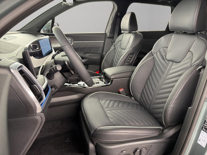 Vehicle image KIA SORENTO