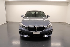 Vehicle image BMW 120d xDrive SAG