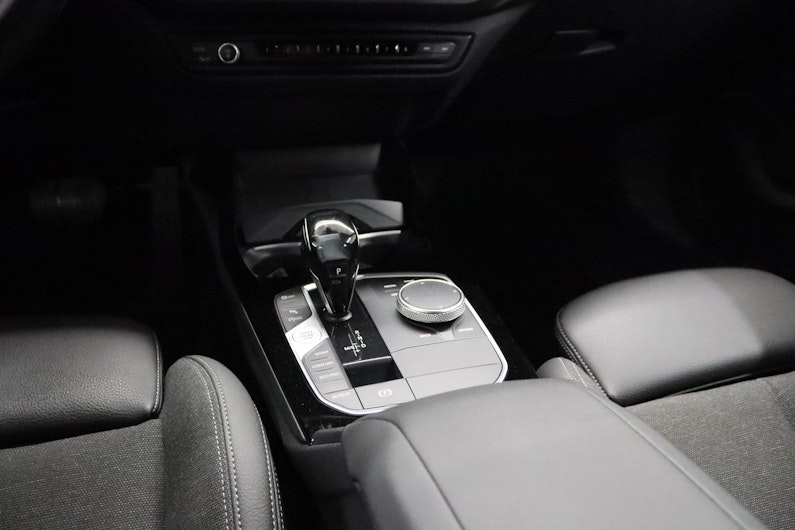 Vehicle image BMW 1 SERIES