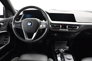 Vehicle image BMW 120d xDrive SAG