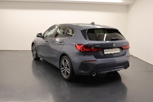 Vehicle image BMW 120d xDrive SAG