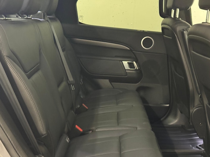 Vehicle image LAND ROVER DISCOVERY