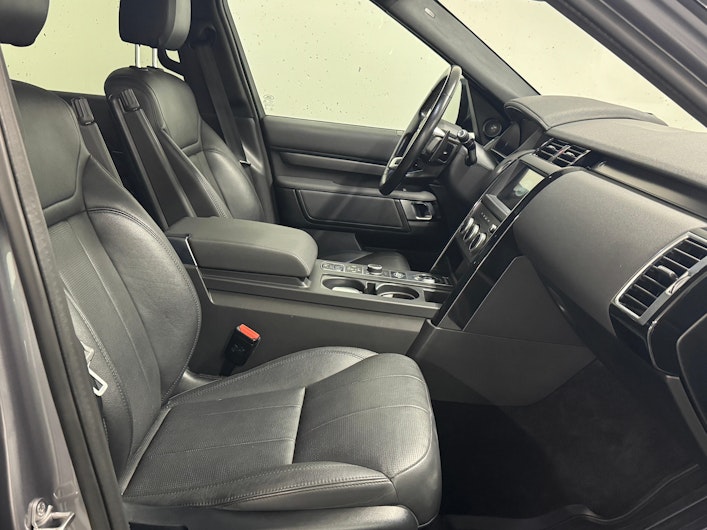 Vehicle image LAND ROVER DISCOVERY