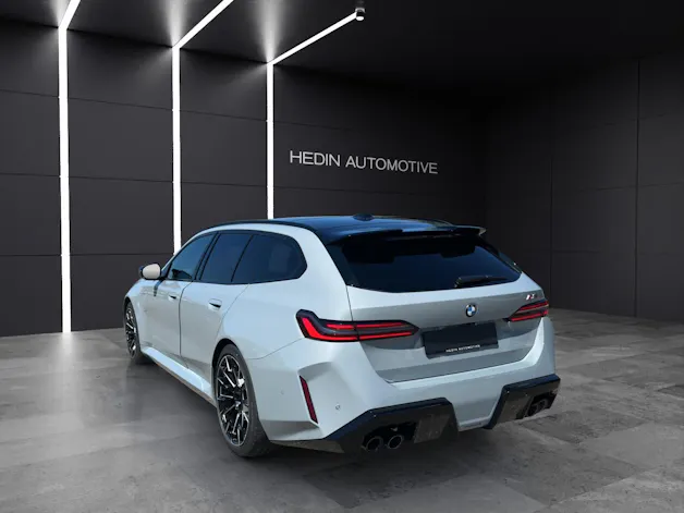 BMW M5 xDrive Touring