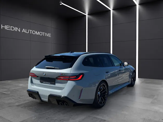 BMW M5 xDrive Touring