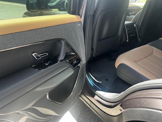 Vehicle image 10 Vehicle image 10