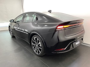 Vehicle image TOYOTA Prius 2.0 Plug-In-Hybrid Premium