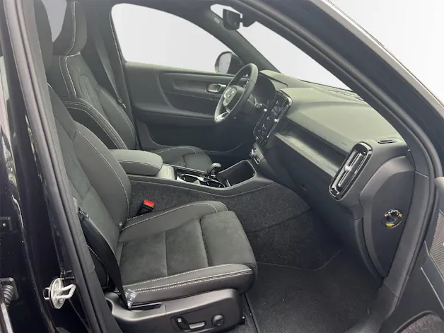 Volvo EX40 Twin Black Edition AWD