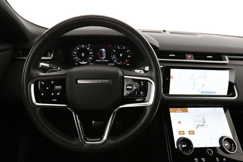 Vehicle image LAND ROVER RANGE ROVER VELAR