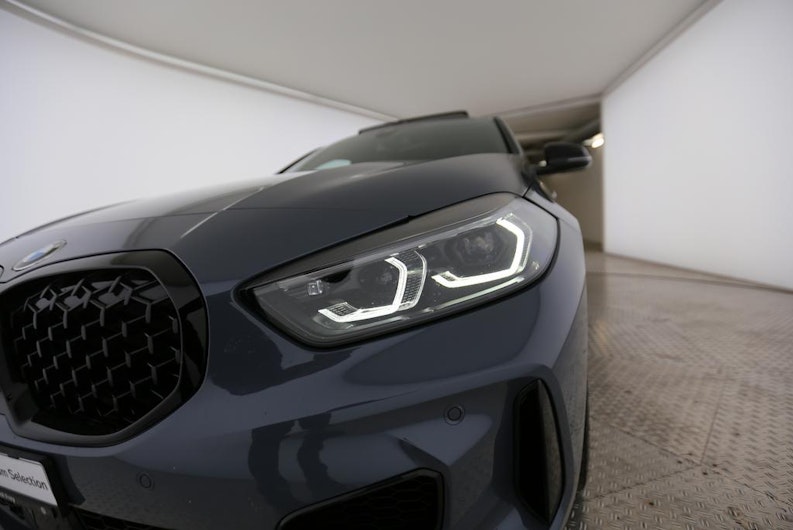 Vehicle image BMW 1 SERIES