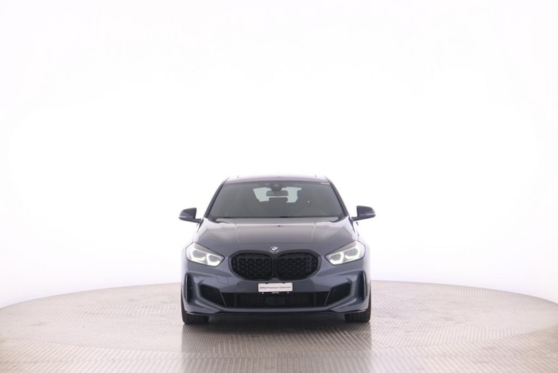 Vehicle image BMW 1 SERIES