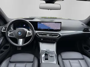 BMW 330e xDrive SAG Touring
