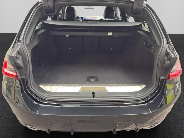BMW 330e xDrive SAG Touring