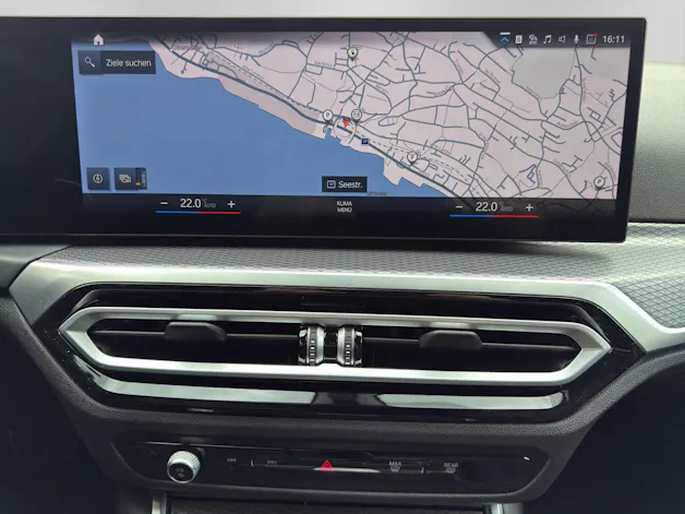 BMW 330e xDrive SAG Touring
