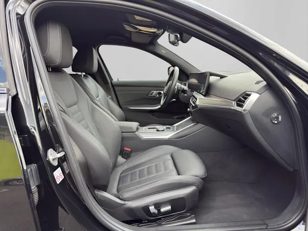 BMW 330e xDrive SAG Touring
