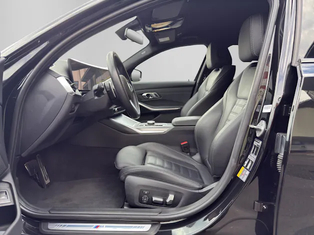 BMW 330e xDrive SAG Touring