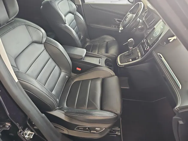 Renault Scénic 1.3 TCe 160 Initiale EDC