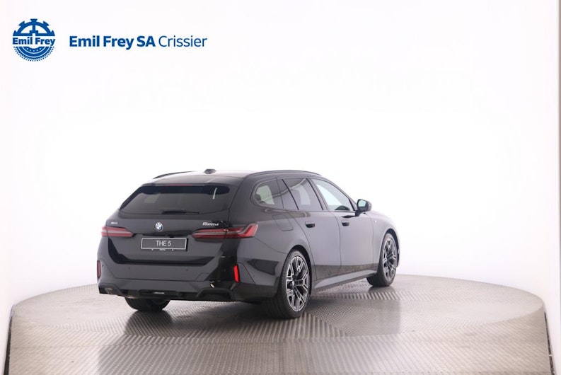 Vehicle image BMW 5 SERIES