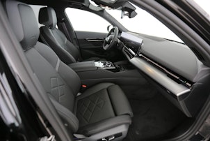 Vehicle image BMW 520d xDrive Touring