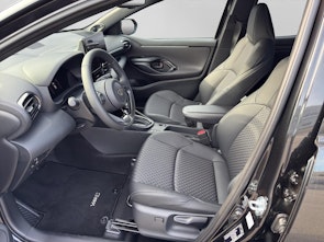 Vehicle image TOYOTA Yaris 1.5 VVT-i HSD Premium