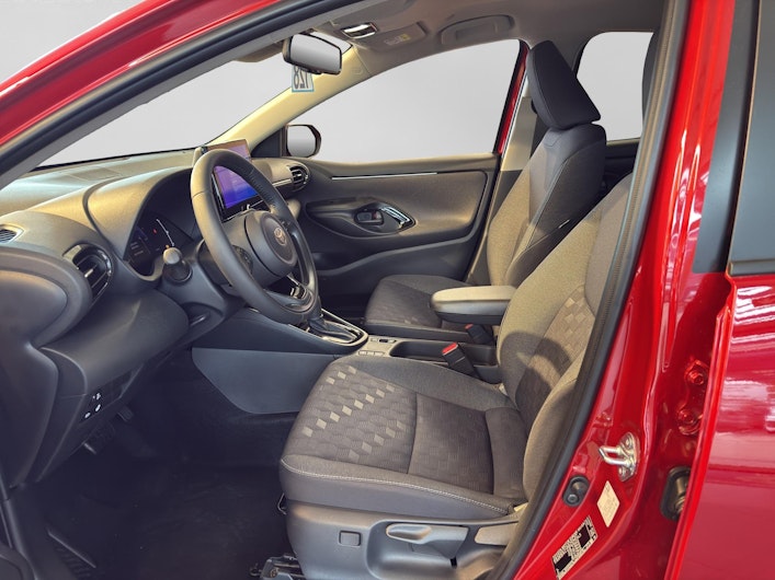 Vehicle image TOYOTA YARIS