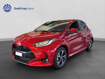 Vehicle image TOYOTA Yaris 1.5 VVT-i HSD Trend