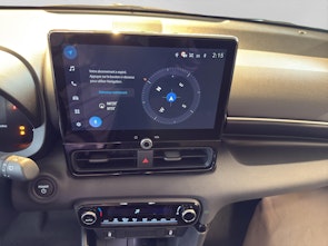 Vehicle image TOYOTA Yaris 1.5 VVT-i HSD Trend