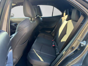 Fahrzeugbild TOYOTA Yaris Cross 1.5 VVT-i HSD Premium AWD-i