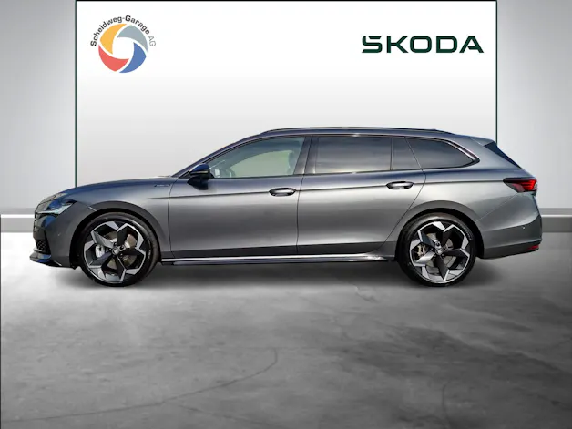 Škoda Superb Combi 2.0 TSI Sportline 4x4 DSG