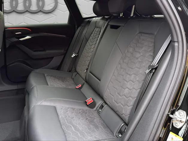 Audi A6 Avant e-tron quattro