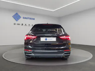 Audi Q3 35 TDI S line quattro S-tronic