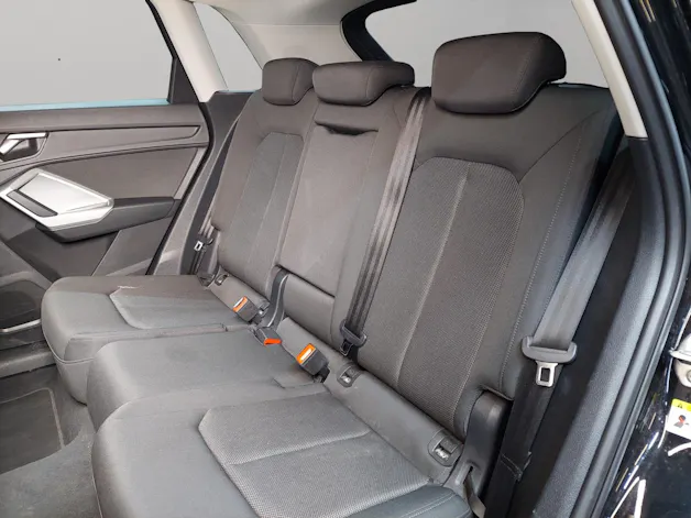 Audi Q3 35 TDI S line quattro S-tronic