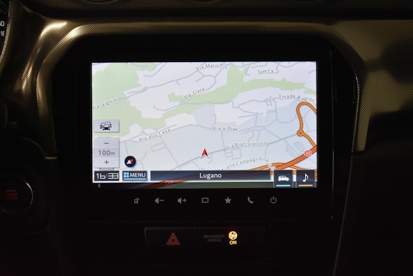 Vehicle image 10