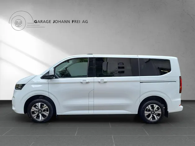 VW Caravelle BEV Style