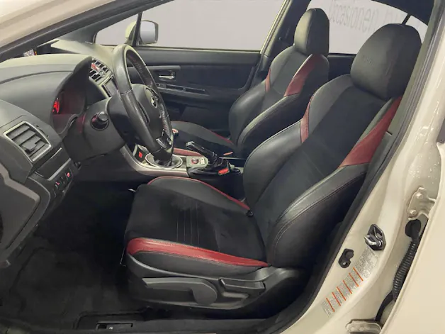 Subaru WRX STI 2.5 T Luxury S