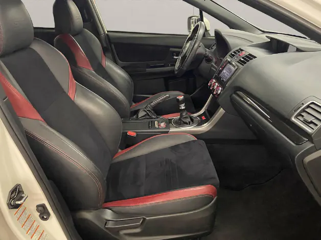 Subaru WRX STI 2.5 T Luxury S
